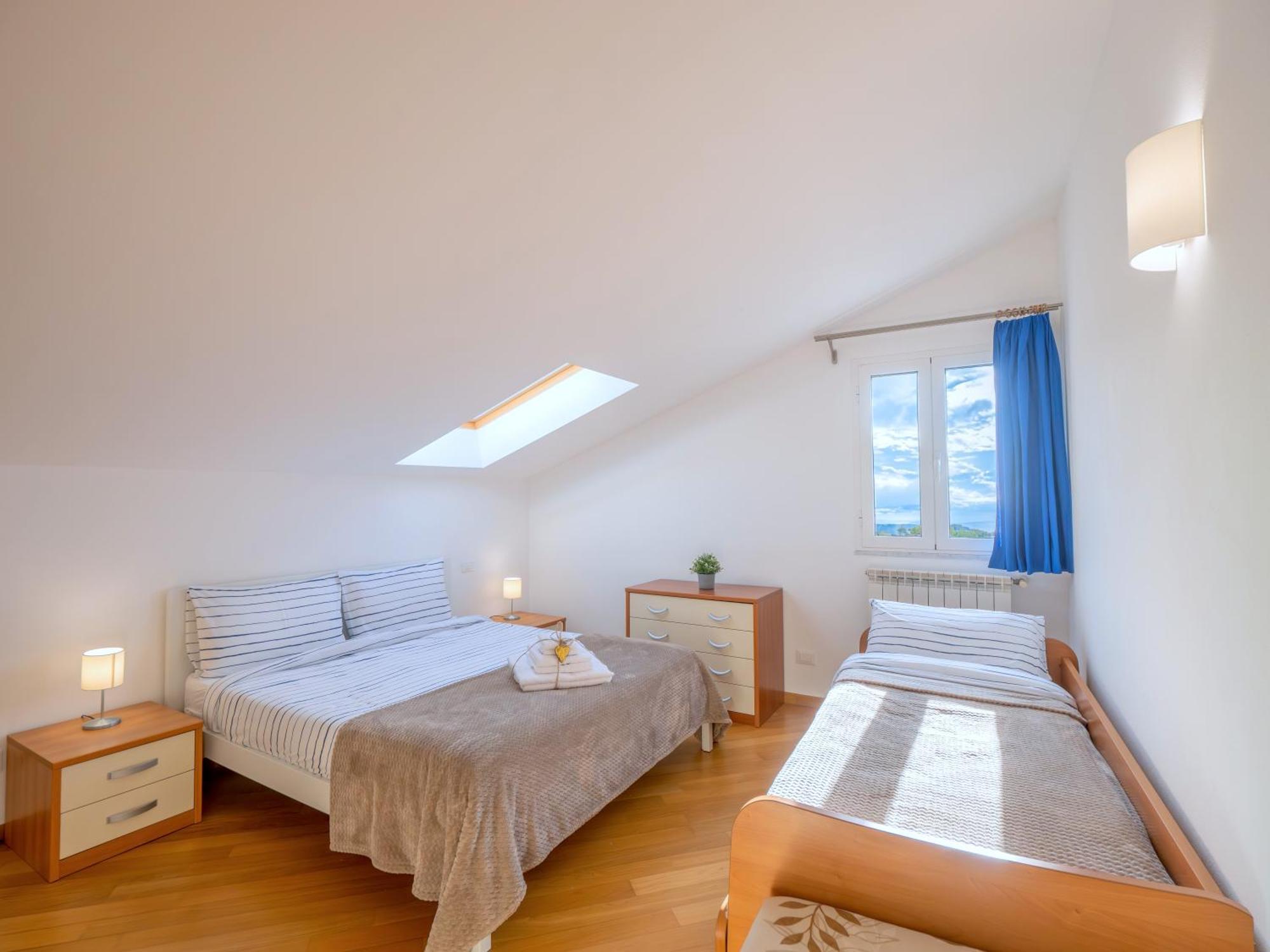 Appartamento Pesco "A Casa Felice" Пьетра-Лигуре Экстерьер фото
